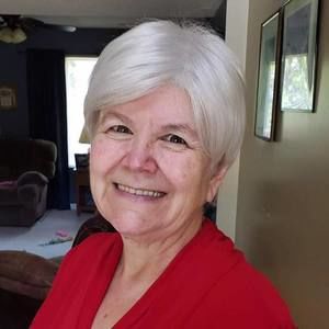 Meet your Posher, Debbie